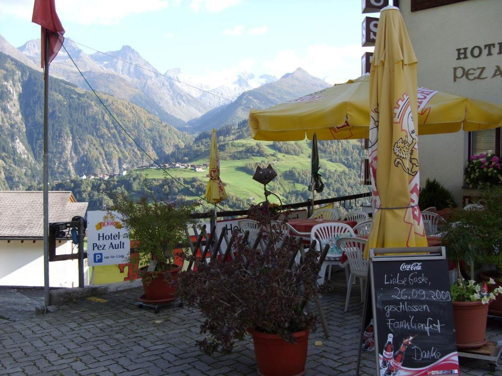 Hotel Pez Ault Disentis Exteriör bild
