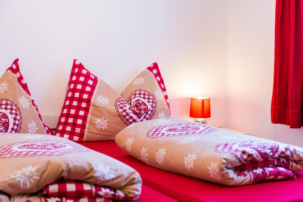 Hotel Pez Ault Disentis Rum bild
